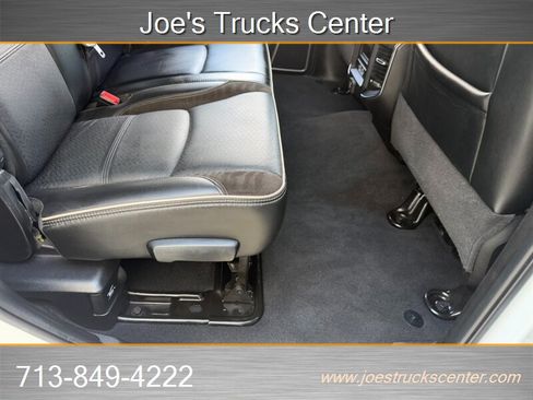 Used 2023 RAM 2500 Laramie AWD/4WD image 34