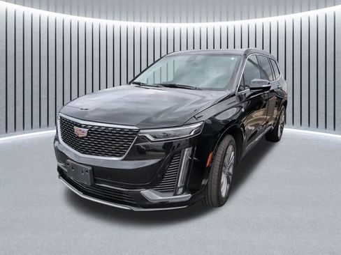 Used 2023 Cadillac XT6 Premium Luxury AWD/4WD image 14