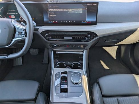 Used 2025 BMW 330i Sedan image 7