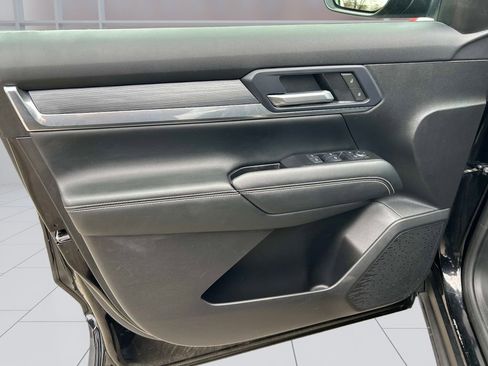 Used 2025 GMC Terrain Elevation AWD/4WD image 20