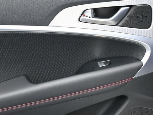 Used 2023 Genesis G70 2.0T w/ Sport Prestige Package image 17