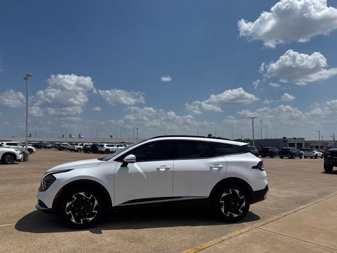 Used 2023 Kia Sportage SX FWD image 13