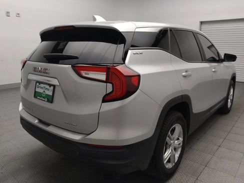 Used 2022 GMC Terrain SLE AWD/4WD image 9