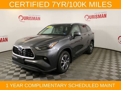 Used 2023 Toyota Highlander XLE AWD/4WD image 2