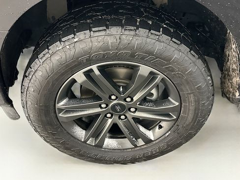 Used 2021 Ford F150 XLT w/ Equipment Group 302A High image 11