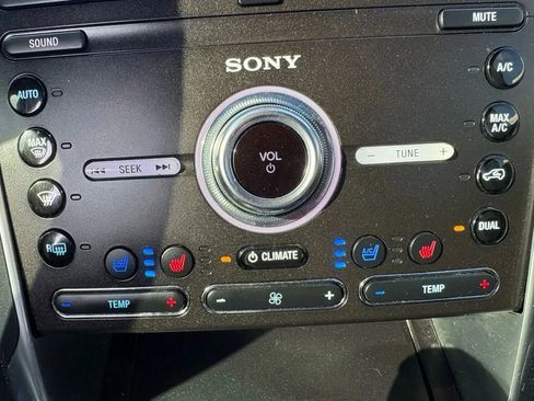 Used 2019 Ford Explorer Sport w/ Equipment Group 401A AWD/4WD image 14