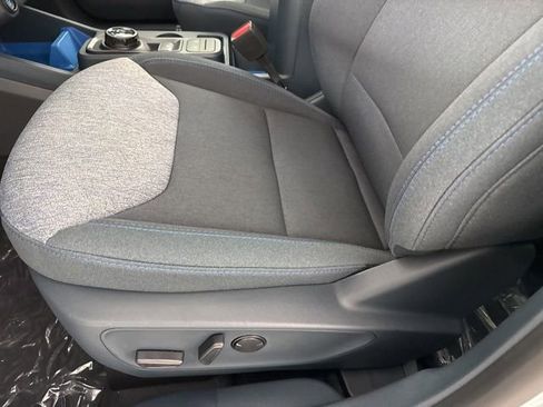 New 2025 Ford Maverick XLT w/ XLT Luxury Package image 17