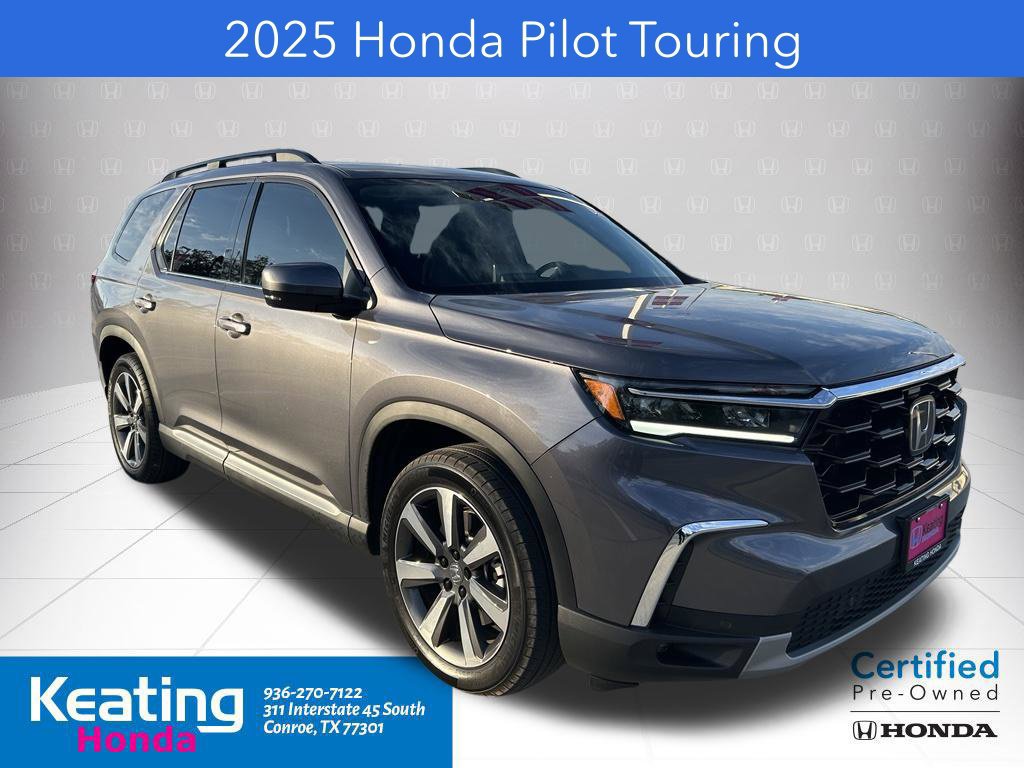 Certified 2025 Honda Pilot Touring image 1
