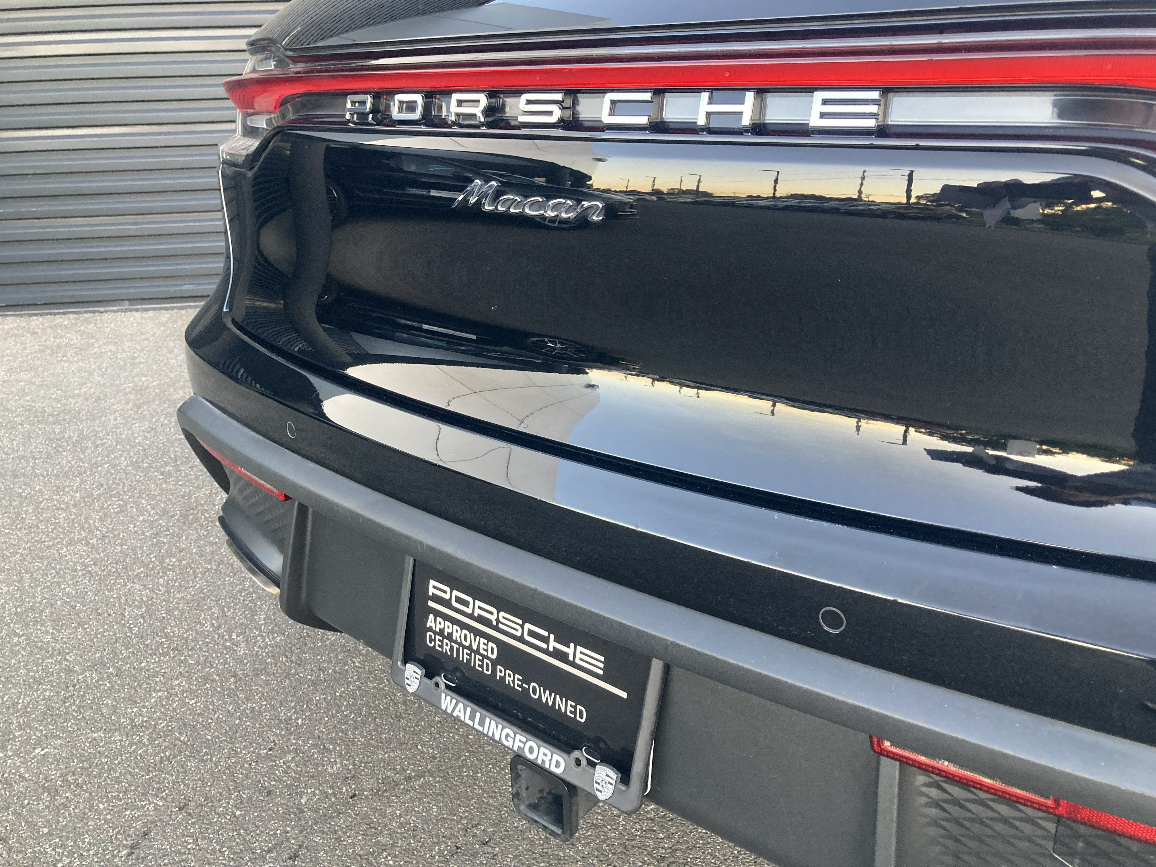 Certified 2024 Porsche Macan AWD/4WD image 15