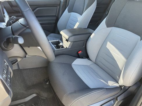 Used 2025 Toyota 4Runner TRD Off-Road image 19