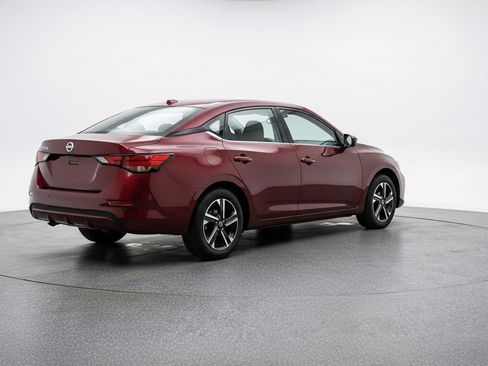 Used 2025 Nissan Sentra SV FWD image 9
