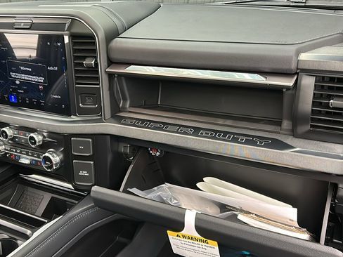 Used 2026 Ford F450 Platinum image 41