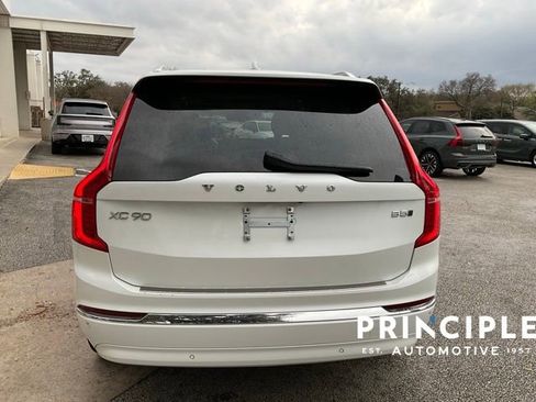 Certified 2023 Volvo XC90 B5 Plus w/ Protection Package Premier image 7