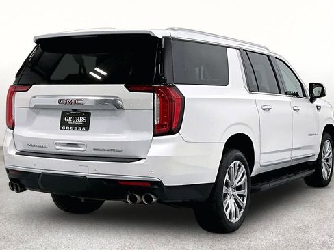 Used 2024 GMC Yukon XL Denali AWD/4WD image 2