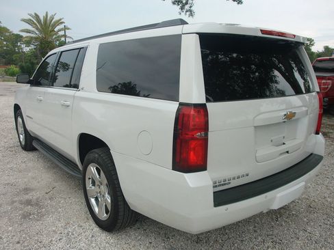 Used 2016 Chevrolet Suburban LT w/ Luxury Package RWD image 8