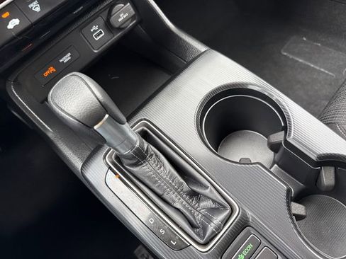 Certified 2023 Honda Civic LX image 30
