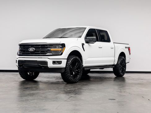 Used 2025 Ford F150 XLT w/ Equipment Group 301A Standard AWD/4WD image 7