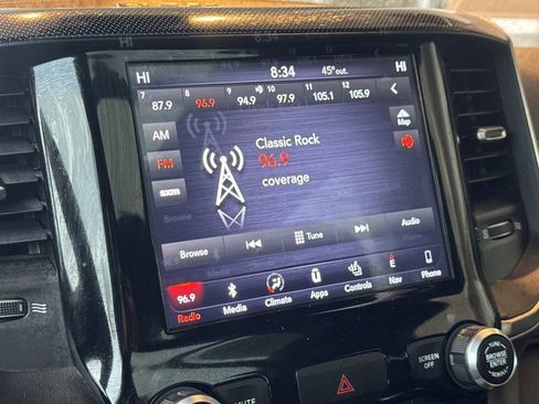 Used 2019 RAM 1500 Sport w/ Level 2 Equipment Group AWD/4WD image 17