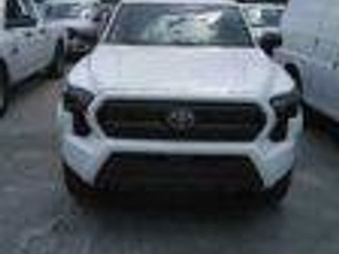 Used 2024 Toyota Tacoma SR RWD image 3