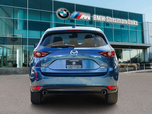 Used 2021 MAZDA CX-5 Signature image 5