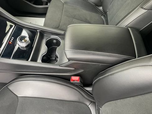 Used 2025 Jeep Grand Cherokee Altitude AWD/4WD image 28