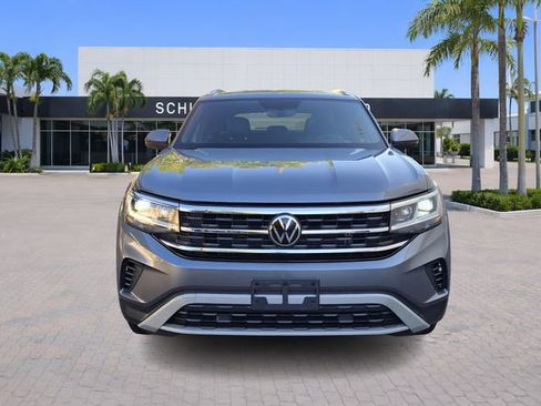 Certified 2023 Volkswagen Atlas Cross Sport SE image 2