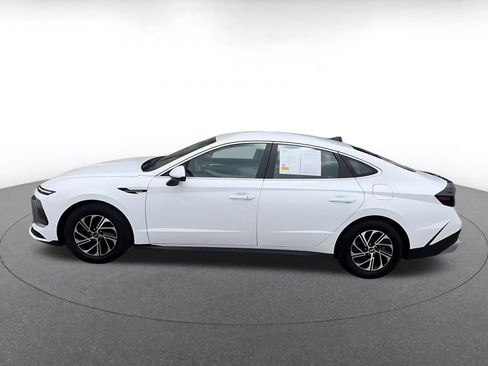 Used 2026 Hyundai Sonata Blue FWD image 11