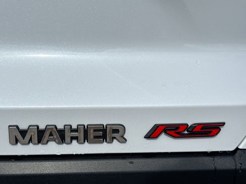 Used 2026 Chevrolet Equinox RS FWD image 10