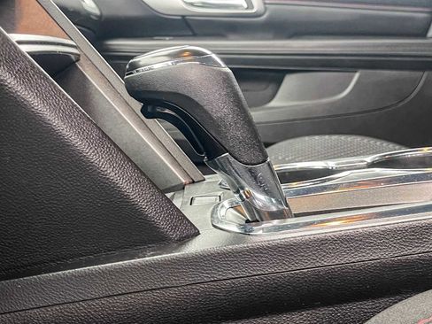 Used 2017 GMC Terrain SLE image 22