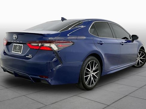 Used 2023 Toyota Camry SE w/ Audio Upgrade Package FWD image 13