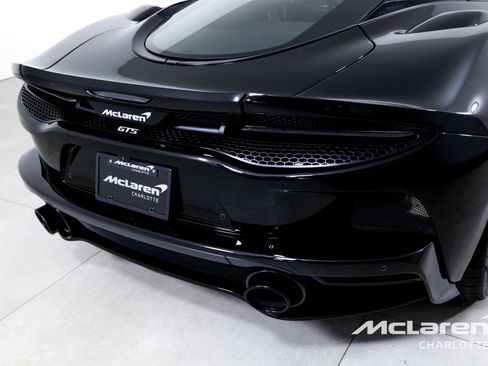 Used 2025 McLaren GTS RWD image 32
