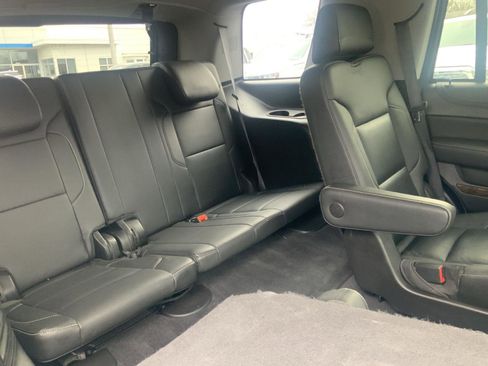 Used 2020 Chevrolet Tahoe LT w/ Luxury Package image 14