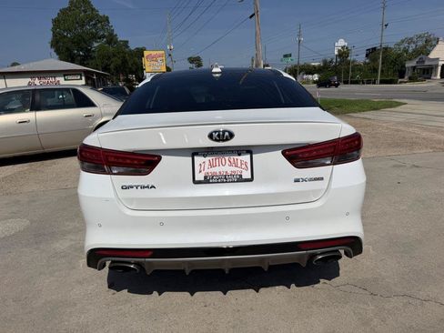 Used 2016 Kia Optima SX w/ Launch Edition Package FWD image 6