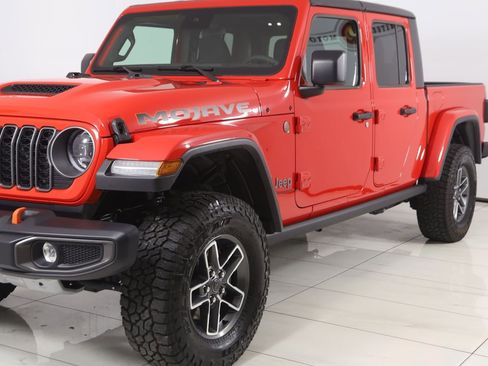 Used 2025 Jeep Gladiator Mojave image 51