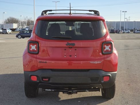 Used 2016 Jeep Renegade Trailhawk image 13