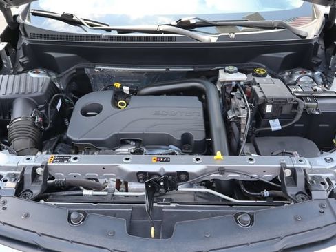 Used 2023 Chevrolet Equinox LS FWD image 43