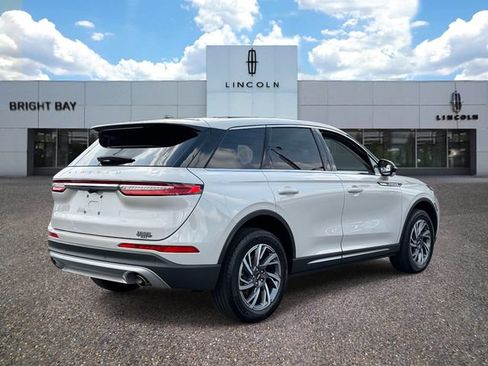 Used 2023 Lincoln Corsair AWD w/ Equipment Group 101A image 5
