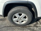 Used 2013 Jeep Grand Cherokee Laredo w/ Laredo E Group image 5