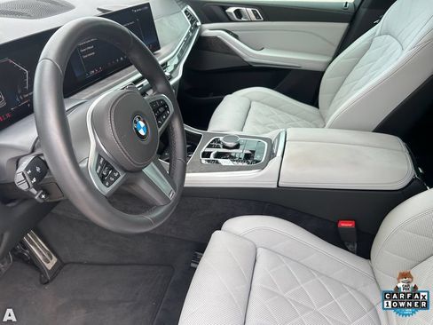 Used 2025 BMW X5 xDrive40i w/ M Sport Package AWD/4WD image 19