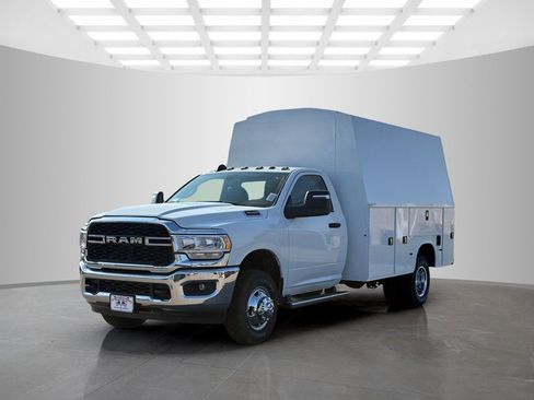 New 2024 RAM 3500 Tradesman image 7