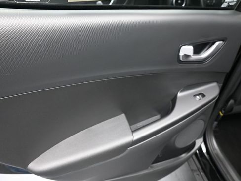 Certified 2022 Hyundai Kona SEL w/ Convenience Package image 24