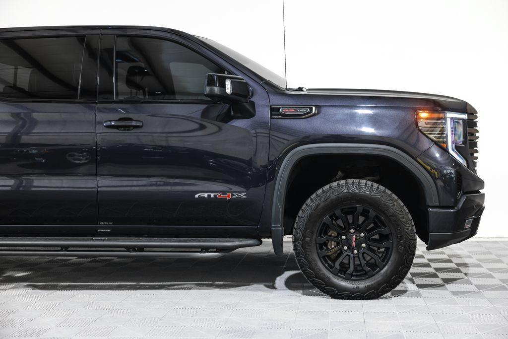 Used 2022 GMC Sierra 1500 AT4X AWD/4WD image 4