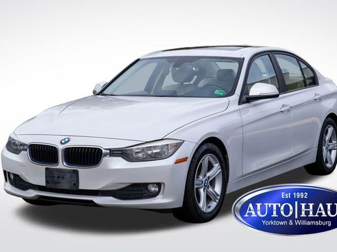 Used 2014 BMW 320i Sedan image 1