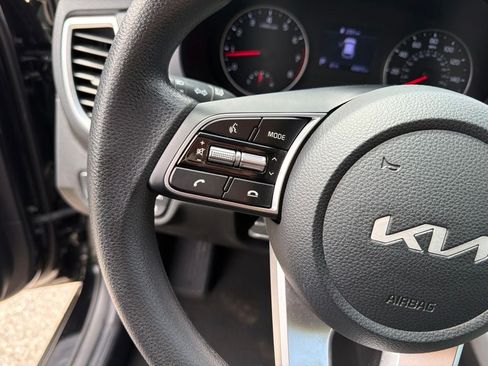 Certified 2023 Kia Seltos LX AWD/4WD image 16