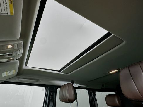 Used 2016 Mercedes-Benz G 550 image 31