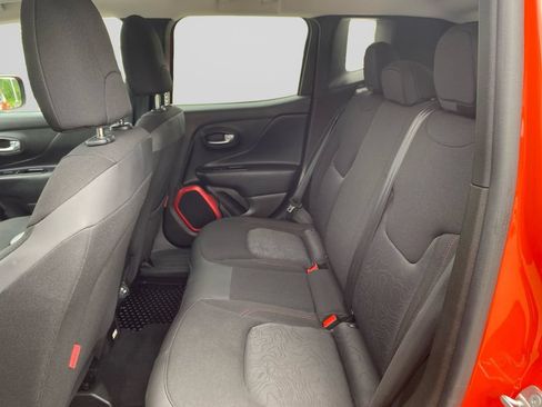 Certified 2018 Jeep Renegade Trailhawk w/ Cold Weather Group II AWD/4WD image 19