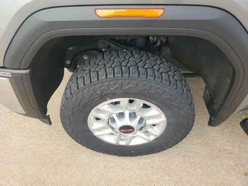 Used 2024 GMC Sierra 2500 Pro w/ Convenience Package image 38