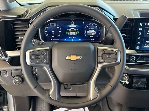 New 2026 Chevrolet Silverado 1500 LT w/ Leather Package RWD image 16