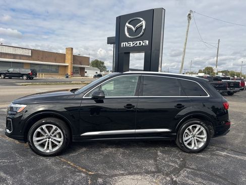 Used 2025 Audi Q7 3.0T Premium Plus AWD/4WD image 2