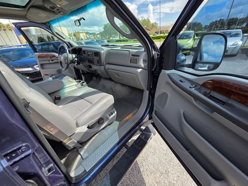 Used 2004 Ford F250 XL image 20